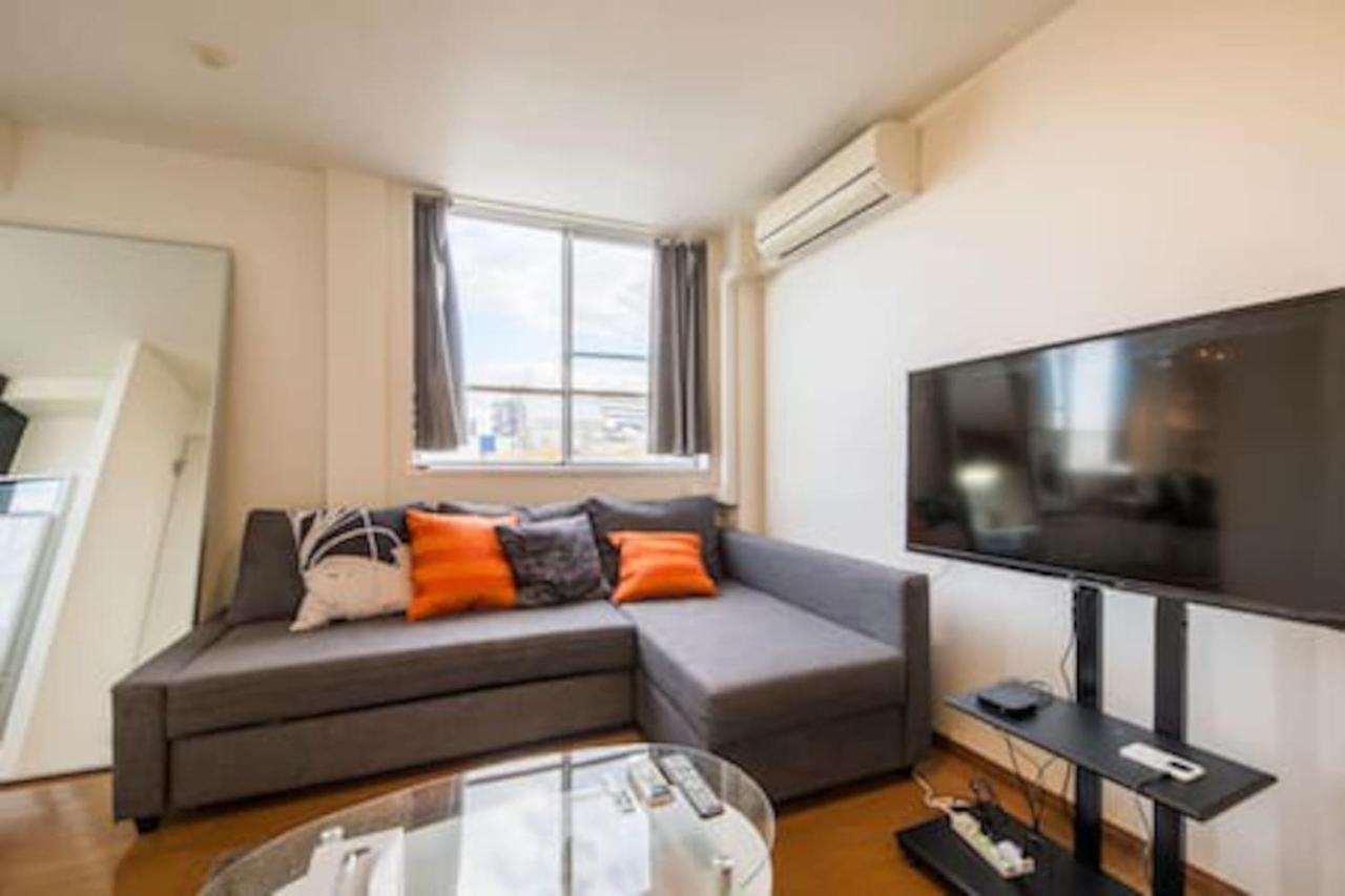 Sengoku Eki-mae Bldg 401 Apartment Tokyo Bagian luar foto